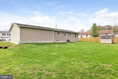 29 Declaration Dr, Inwood, WV 25428 - photo 5