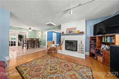 61 Tipperary Dr, Asheville, NC 28806 - photo 6