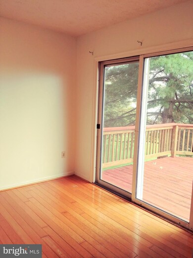 18913 Piney Point Place, Germantown, MD 20874 - photo 6