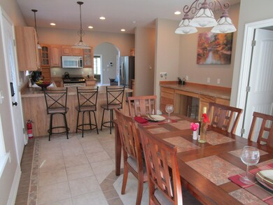Kitchen/ Dining Room