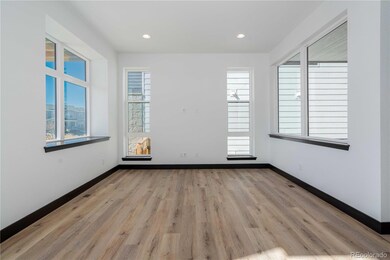 21365 E 59th Dr, Aurora, CO 80019 - photo 3