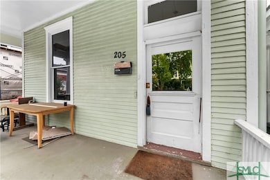 205 W 35th St, Savannah, GA 31401 - photo 4