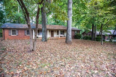 932 Brookwood Ct, Statesville, NC 28677 - photo 2