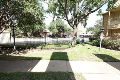 11201 Lynbrook Dr unit 3703, Houston, TX 77042 - photo 5