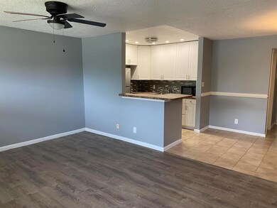 49 Camden B unit 49, West Palm Beach, FL 33417 - photo 3