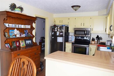 25 Pasture Dr, Franklin, NH 03235 - photo 2