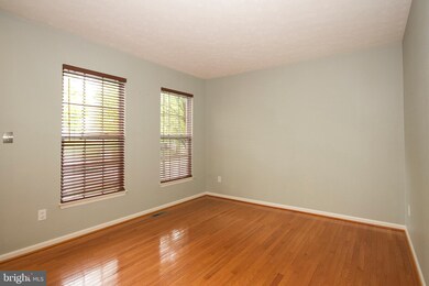 103 Rangeford Dr, Owings Mills, MD 21117 - photo 4