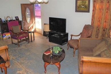 1505 S Travis Ave, Denison, TX 75021 - photo 7