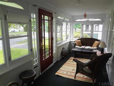 38 Marwood St, Albany, NY 12209 - photo 6