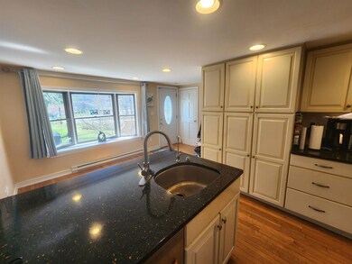 601 Piscassic St, Newmarket, NH 03857 - photo 6