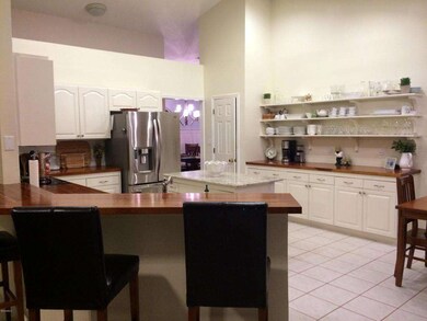 Kitchen 1