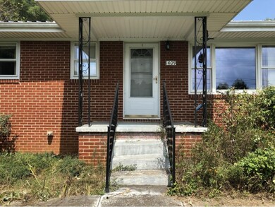 1409 Squibb Dr, Johnson City, TN 37601 - photo 5