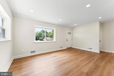 9011 Highland Dr, Adelphi, MD 20783 - photo 5