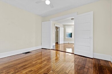 52 Roslyn St unit 1, Salem, MA 01970 - photo 5