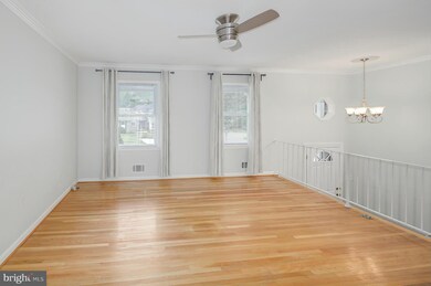 6822 Stoneybrooke Ln, Alexandria, VA 22306 - photo 3