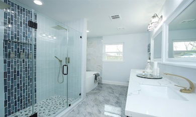 2119 Hewitt Dr, Houston, TX 77018 - photo 4