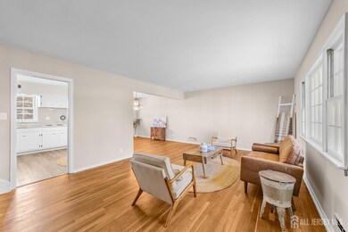 35 Grandview Ave, Edison, NJ 08837 - photo 7