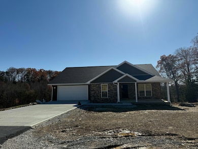 76 Emily Ln, London, KY 40741 - photo 2