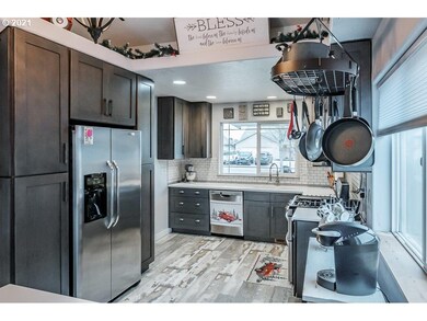 225 Independence Way, Independence, OR 97351 - photo 6