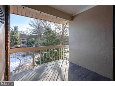 163 Echelon Rd unit 5, Voorhees, NJ 08043 - photo 3