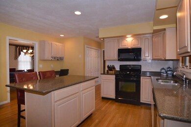 21 Rosemary Ln, Greenville, RI 02828 - photo 6