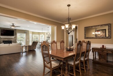 2032 Creekside Manor Ln, Knoxville, TN 37932 - photo 3