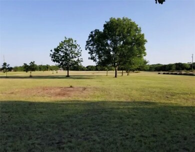 308 E Vaughn Rd, Cleburne, TX 76031 - photo 2