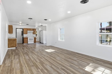 815 NW 6th St, Guymon, OK 73942 - photo 6