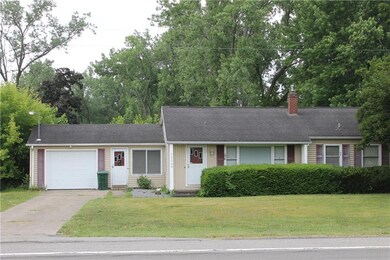 15560 Ridge Rd W, Kent, NY 14477 - photo 2