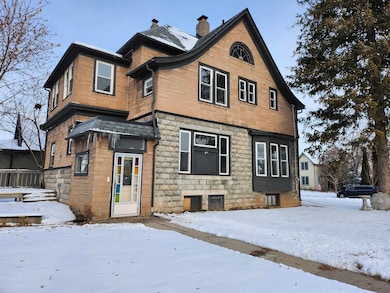 303 Doty St, Kaukauna, WI 54130 - photo 2