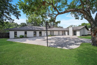 2714 Pecan St, Alvin, TX 77511 - photo 3