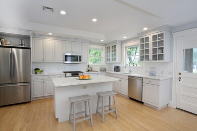 905 Commonwealth Ave, Newton Center, MA 02459 - photo 2