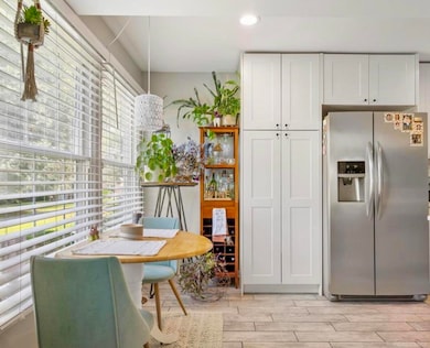 2924 Meadowbrook Ct, Lake Orion, MI 48360 - photo 4