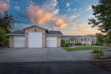 8646 Cairo Ave, Laton, CA 93242 - photo 2