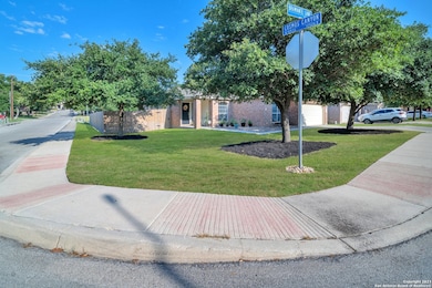 10703 Bramante Ln, Helotes, TX 78023 - photo 3
