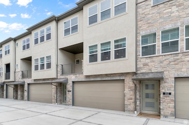 554 N Buffalo Grass Ln, Lindon, UT 84042 - photo 2