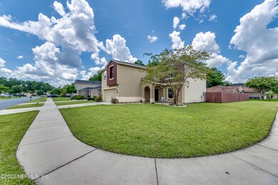 11768 Silver Hill Dr, Jacksonville, FL 32218 - photo 3