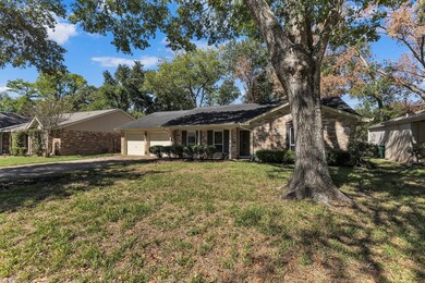 5934 Bent Bough Ln, Houston, TX 77088 - photo 3