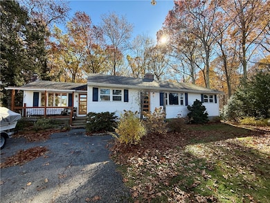 11 Holmes St, Westerly, RI 02891 - photo 3