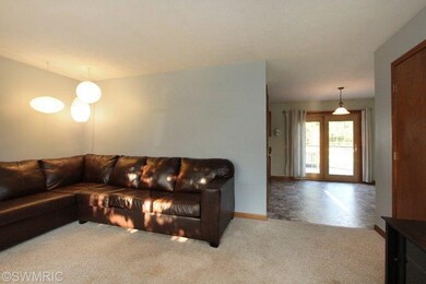 1805 Ball Ave NE, Grand Rapids, MI 49505 - photo 5