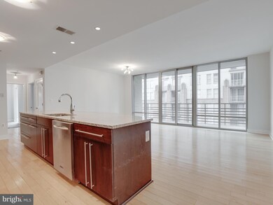 The Vue, Baltimore, MD 21202 - photo 5