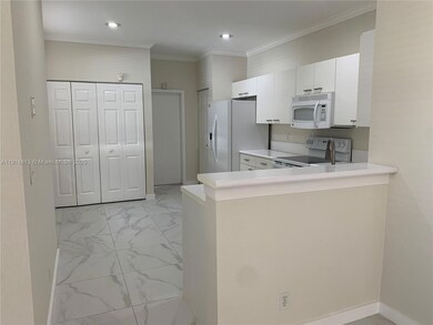 2165 Pasa Verde Ln unit 6, Weston, FL 33327 - photo 5