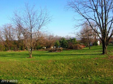 4713 Rocky Mills Dr, Frederick, MD 21703 - photo 2