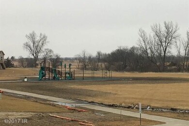 9437 Rushbrook Dr, Grimes, IA 50111 - photo 5