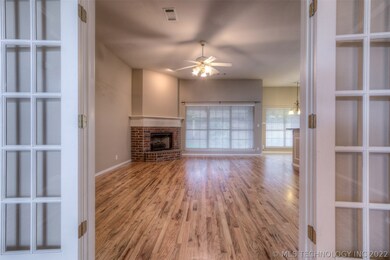 11518 S Mulberry Ct, Jenks, OK 74037 - photo 6