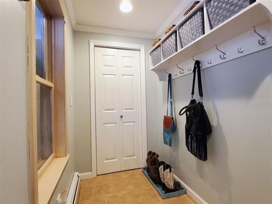 41 W Main St, Newton, NH 03858 - photo 6