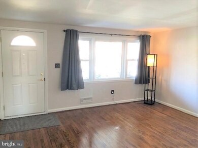 1137 Linden Ave, Halethorpe, MD 21227 - photo 4