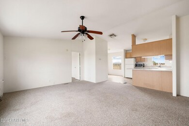 22925 N Post Rd, Paulden, AZ 86334 - photo 3