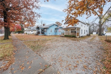 516 N 8th St, Neodesha, KS 66757 - photo 3