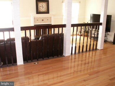 3087 White Birch Ct, Fairfax, VA 22031 - photo 6